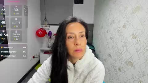 Snapshot of abrillee1 chatting on March 2025 01:35:02 AM ABRIL online show from March 2025 01:35:02 AM