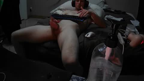 Snapshot of abundance222 chatting on February 2025 05:23:01 AM abundance222 online show from February 2025 05:23:01 AM