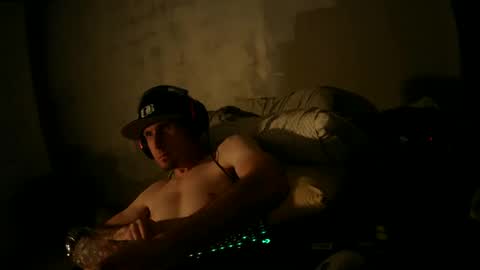 Snapshot of abundance222 chatting on September 2025 02:44:01 AM abundance222 online show from September 2025 02:44:01 AM