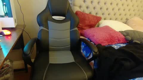 ac1d3athz online show from February 2025 06:18:02 AM