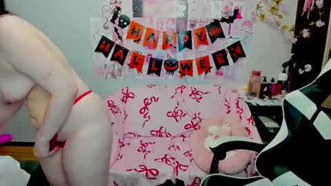 Kate online show from October 2025 12:22:02 AM