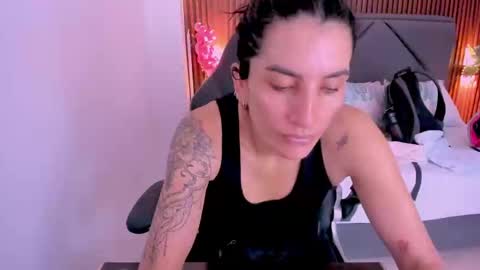 ada oconnor x   ..flaca..bella online show from December 2024 05:04:01 PM