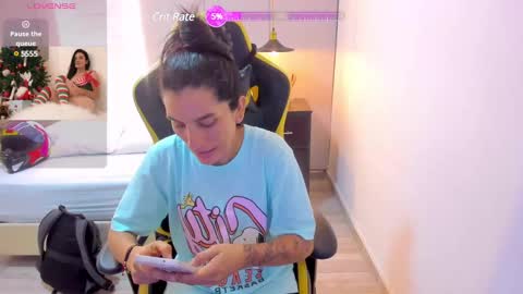 ada oconnor x   ..flaca..bella online show from December 2024 05:10:02 PM