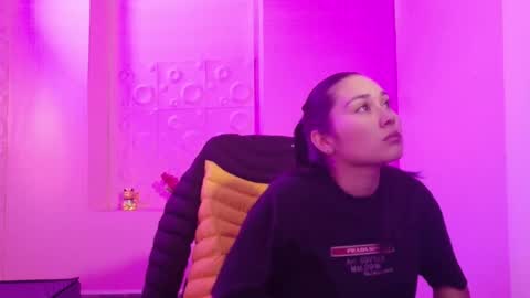 Snapshot of adaira31 chatting on November 2025 03:28:01 AM Adaira online show from November 2025 03:28:01 AM