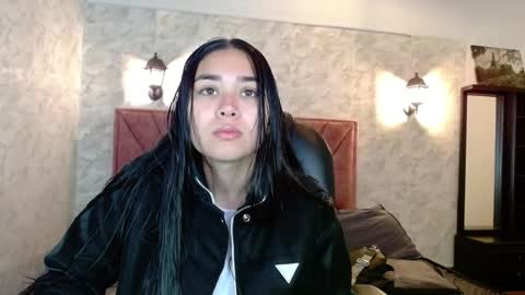 Snapshot of adaira31 chatting on December 2025 04:28:02 AM Adaira online show from December 2025 04:28:02 AM