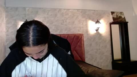 Snapshot of adaira31 chatting on December 2025 04:28:02 AM Adaira online show from December 2025 04:28:02 AM