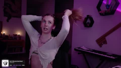 Snapshot of adalinarae chatting on December 2025 10:58:02 PM Adalina Rae online show from December 2025 10:58:02 PM