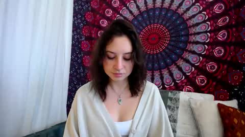 Adalyn online show from October 2025 12:27:01 PM