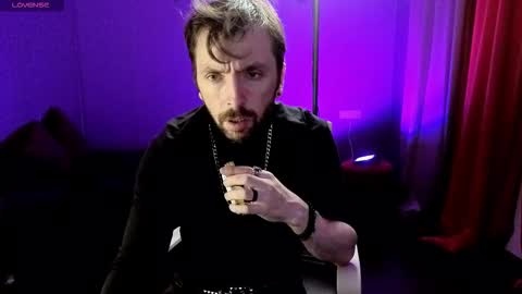 adam__campbell online show from September 2025 06:41:02 PM