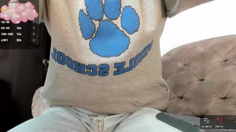 Snapshot of adam_clay21 chatting on October 2025 09:03:02 PM ADAM online show from October 2025 09:03:02 PM