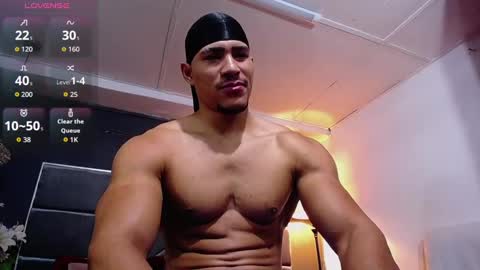 adam_fit19cm online show from October 2025 02:36:01 PM
