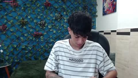 Snapshot of adamcoox chatting on December 2024 05:31:02 AM Adam online show from December 2024 05:31:02 AM