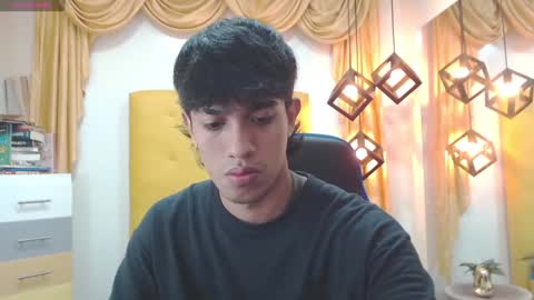 Snapshot of adamcoox chatting on January 2025 03:37:01 AM Adam online show from January 2025 03:37:01 AM