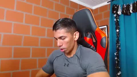 Adan Sin online show from December 2024 04:03:01 PM