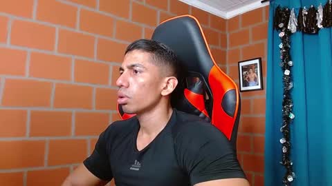 Adan Sin online show from December 2024 08:37:01 PM