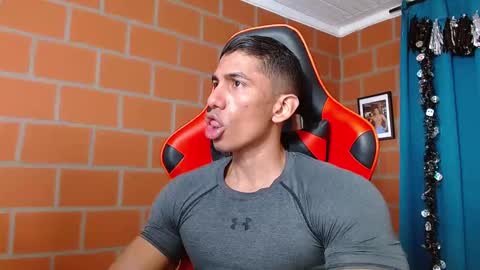 Adan Sin online show from December 2024 03:58:01 PM
