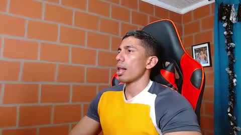 Adan Sin online show from December 2024 07:18:02 PM