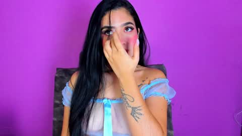 Snapshot of adara_johnson_ chatting on December 2024 11:39:01 AM Adara Johnson online show from December 2024 11:39:01 AM
