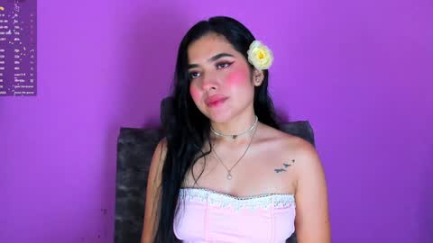 Snapshot of adara_johnson_ chatting on January 2025 11:37:02 AM Adara Johnson online show from January 2025 11:37:02 AM