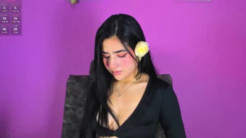 Snapshot of adara_johnson_ chatting on February 2025 11:44:02 AM Adara Johnson online show from February 2025 11:44:02 AM