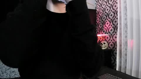 Ade  online show from October 2025 08:06:02 PM