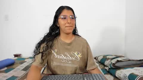 adelaandsharick online show from October 2025 01:03:02 PM