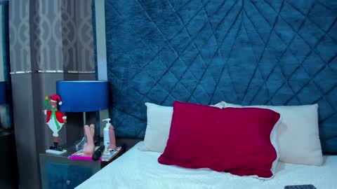 Snapshot of adelainebest chatting on December 2024 11:06:02 AM Adelaine online show from December 2024 11:06:02 AM