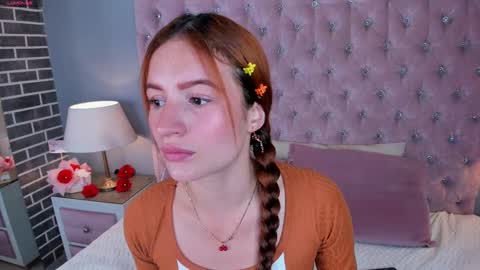 Snapshot of adelainebest chatting on February 2025 05:35:01 AM Adelaine online show from February 2025 05:35:01 AM