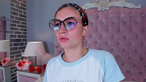 Snapshot of adelainebest chatting on March 2025 08:13:01 AM Adelaine online show from March 2025 08:13:01 AM