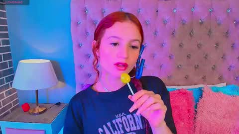 Snapshot of adelainebest chatting on September 2025 03:40:02 AM Adelaine online show from September 2025 03:40:02 AM