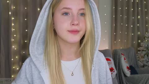 Snapshot of adele_armas chatting on December 2024 09:09:01 PM Adele online show from December 2024 09:09:01 PM