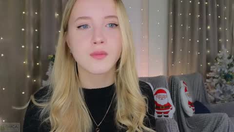 Snapshot of adele_armas chatting on December 2024 06:30:02 PM Adele online show from December 2024 06:30:02 PM