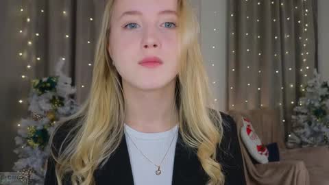 Snapshot of adele_armas chatting on December 2024 06:34:01 PM Adele online show from December 2024 06:34:01 PM