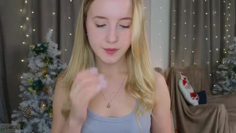 Snapshot of adele_armas chatting on December 2024 09:36:02 PM Adele online show from December 2024 09:36:02 PM