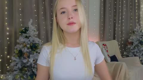 Snapshot of adele_armas chatting on December 2024 09:40:02 PM Adele online show from December 2024 09:40:02 PM