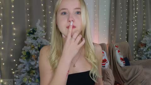 Snapshot of adele_armas chatting on December 2024 09:41:02 PM Adele online show from December 2024 09:41:02 PM