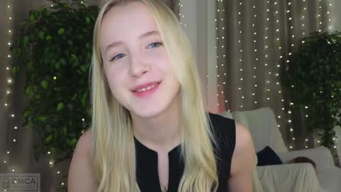 Snapshot of adele_armas chatting on January 2025 06:18:01 PM Adele online show from January 2025 06:18:01 PM