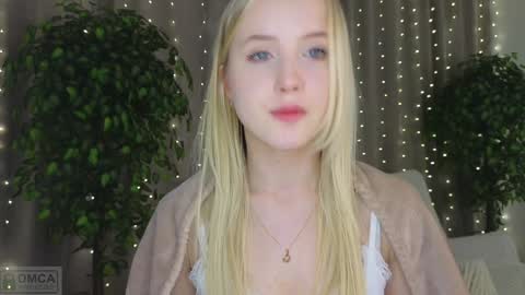 Snapshot of adele_armas chatting on January 2025 08:54:01 PM Adele online show from January 2025 08:54:01 PM