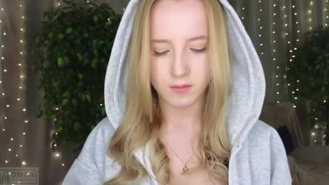 Snapshot of adele_armas chatting on February 2025 12:30:01 AM Adele online show from February 2025 12:30:01 AM