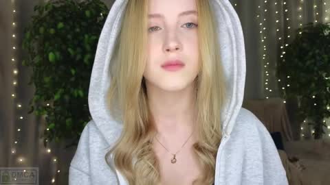 Snapshot of adele_armas chatting on February 2025 09:48:02 PM Adele online show from February 2025 09:48:02 PM