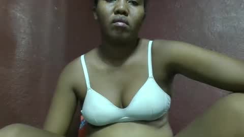 adelealy online show from February 2025 09:21:01 AM