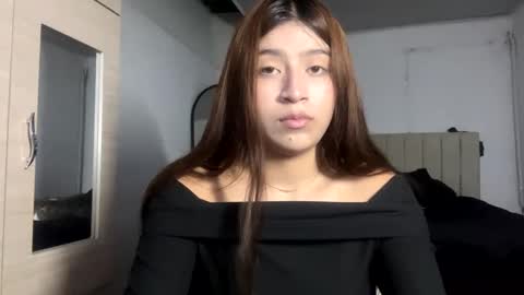 Snapshot of adelein_foxxx chatting on October 2025 01:50:02 AM adellein foxx online show from October 2025 01:50:02 AM