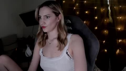 Snapshot of adeleshinem chatting on February 2025 09:09:02 AM Adele Shine online show from February 2025 09:09:02 AM