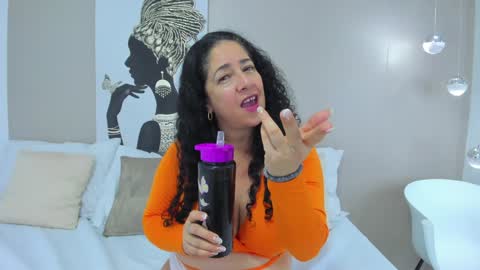 Snapshot of adelesmithh chatting on January 2025 05:40:02 PM Adele Smithh online show from January 2025 05:40:02 PM