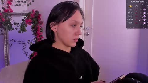 miss Ada online show from November 2025 06:23:01 AM