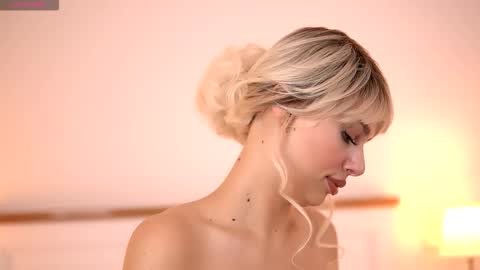 Ade online show from September 2025 01:44:01 AM