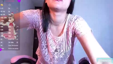 Snapshot of adelle_rose1 chatting on February 2025 03:30:02 AM Adelle online show from February 2025 03:30:02 AM