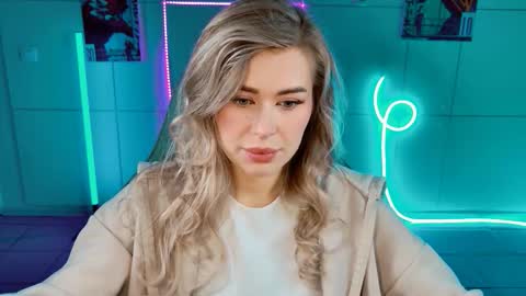 Adel online show from October 2025 09:07:02 AM