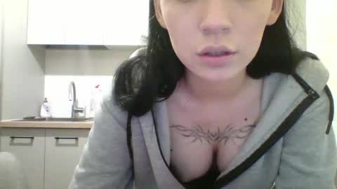 Snapshot of adelya_meow chatting on October 2025 07:36:02 PM adelya_meow online show from October 2025 07:36:02 PM