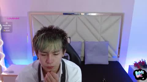  Hades  online show from September 2025 12:51:01 PM
